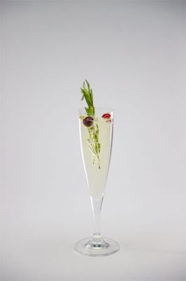 WHITE CRANBERRY MIMOSA
