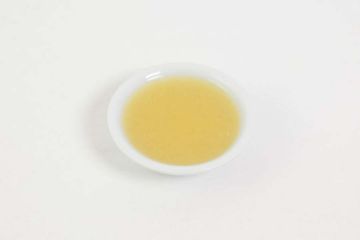WHITE CRANBERRY AND CITRUS VINAIGRETTE
